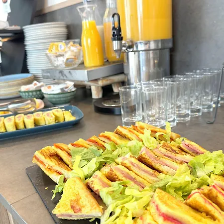 Casual Con Duende Hotel Cadiz