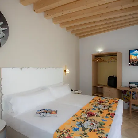 Casual Con Duende * Καντίζ