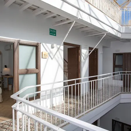 Szálloda Casual Con Duende