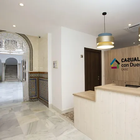 Casual Con Duende Καντίζ