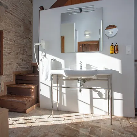 Hotel Casual Con Duende By Casual *