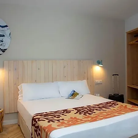 Hotel Casual Con Duende By Casual